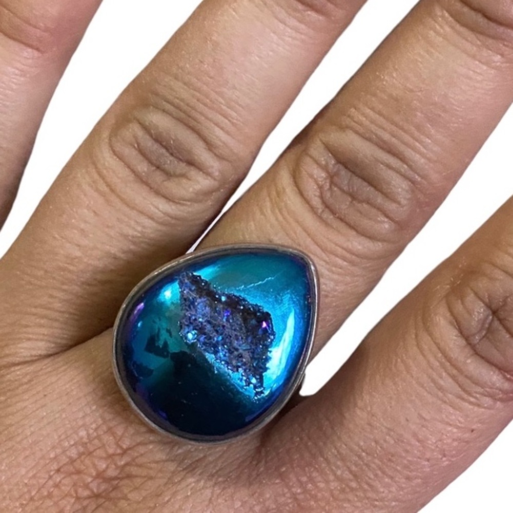 Estate 1990’s Blue Stone in a 925 Sterling Silver Setting, Size 9 - Picture 2 of 5